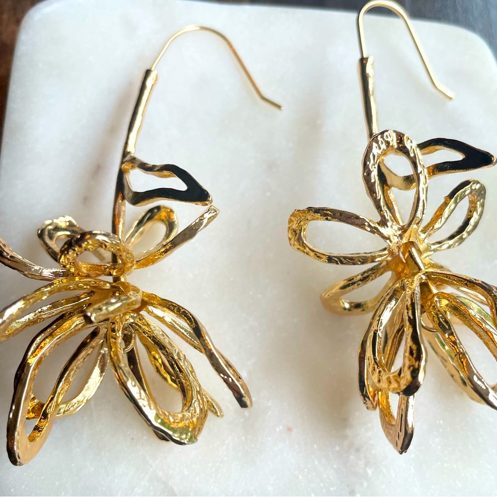 ♡Golden♡ Flower♡ Earrings♡